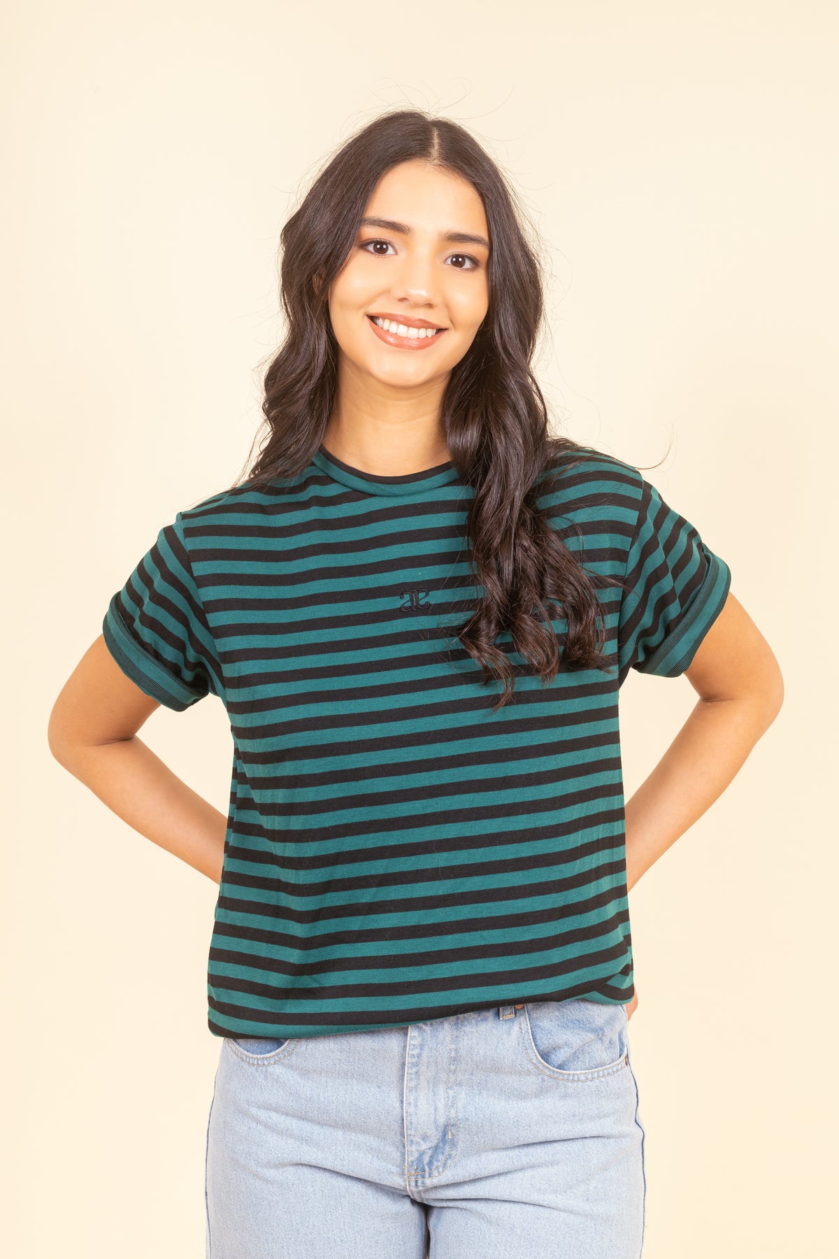 Remera Albertina Loose Ocean Black Stripes