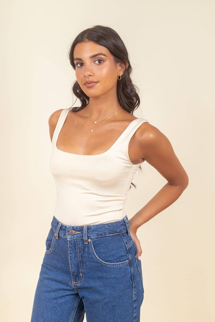 Body Joyce Sand
