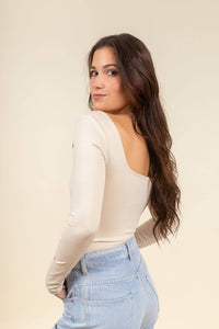 Body Jocelyn Sand